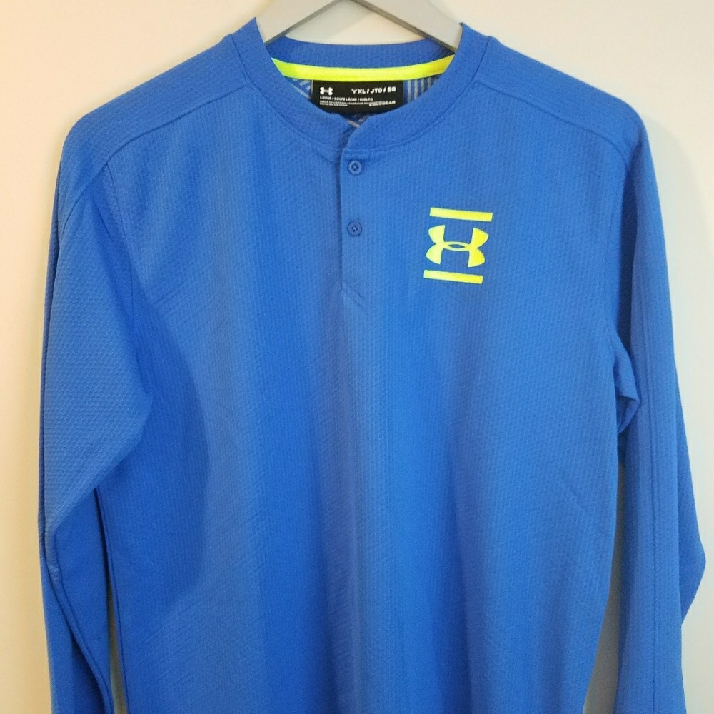 Boys Under Armour XL Long Sleeve 2 button Tee
